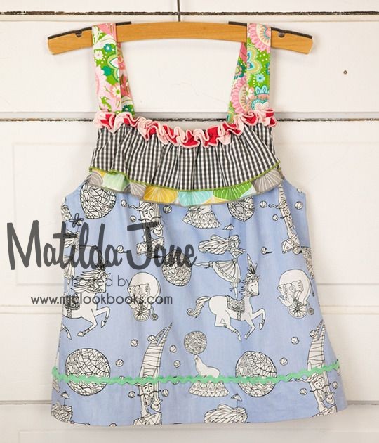 NWT Matilda Jane It’s A Wonderful Parade Sorbet Circle Skirt Size 10 